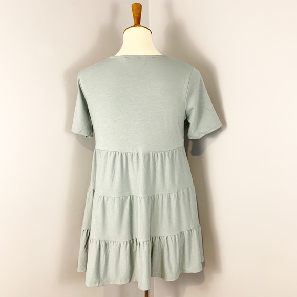Nwt Zenana Sage Green Tiered Tunic Top - Picture 5 of 7